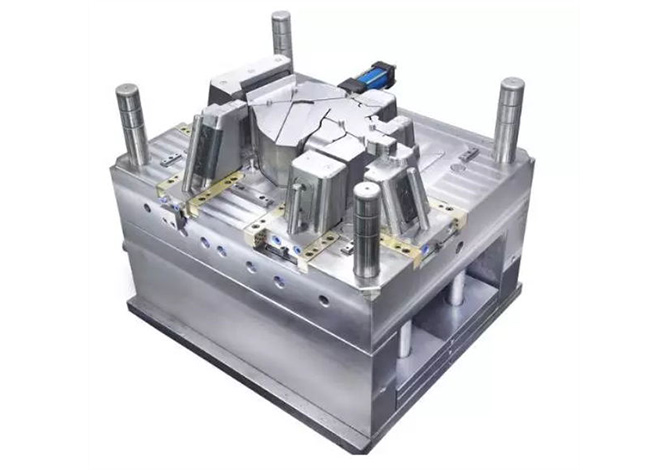 汽車用品外殼塑膠模具